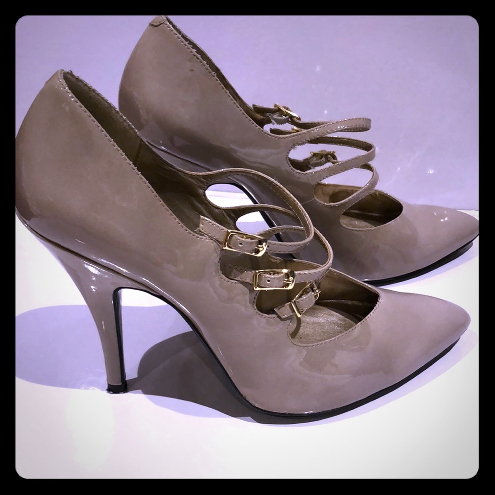 Sam Edelman strappy heels gray